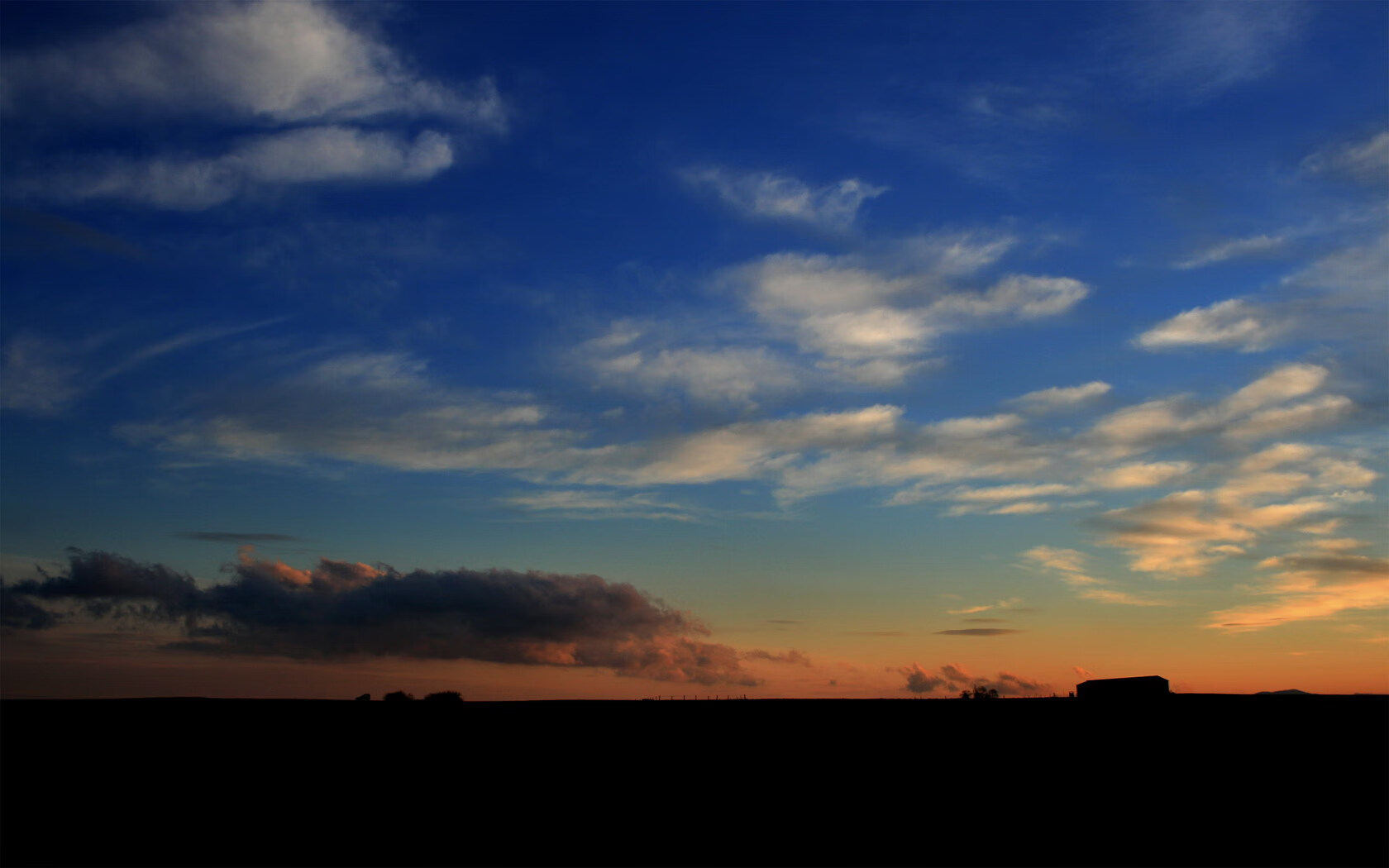 法国队与强敌激烈角逐表现出彩，法国队很强